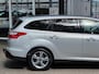 Ford Focus Wagon 1.0 EB Nw APK + Nw DB riem Trekhaak Parkeerhulp+systeem Airco