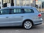 Volkswagen Passat Variant 1.8 TSI Highline Automaat Navi PDC Cruise Trekhaak Stoelverwarming LM velgen