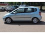 Honda Jazz 1.4 LS / Super netjes!! / Trekhaak / Airco / Radio / Climate Control / Elektr. ramen voor