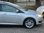 Ford Focus Wagon 1.0 Navi Trekhaak PDC Dealeronderhouden 2e eig Grote ond.beurt Boekjes volledig Bluetooth APK bij aflevering