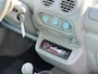 Renault Twingo 1.2 Lazuli Airco Bluetooth Elektrische ramen Lage KM