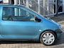 Renault Twingo 1.2 Lazuli Airco Bluetooth Elektrische ramen Lage KM