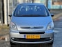 Citroën Xsara Picasso 1.6i Cruise Lage km Nieuw APK 1e eig Parkeersensoren Topstaat Boekjes