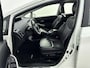 Toyota Prius 1.8 Plug-in Executive Business | Zwart leder Interieur | Head Up Display | Navigatie |