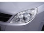 Opel Vectra Wagon 1.8-16V Executive lederen bekleding navigatie electr. achterklep sportonderstel 18"lmv cruise controlle clima trekhaak