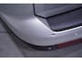 Opel Vectra Wagon 1.8-16V Executive lederen bekleding navigatie electr. achterklep sportonderstel 18"lmv cruise controlle clima trekhaak