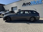 BMW 3-Serie Touring 330e M Sport Trekhaak 19 Inch Carplay Achteruitrijcamera M Performance Stoelen Head-Up Display Dravit Grau Metallic Keyless Entry