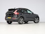 Volvo XC40 1.5 T2 R-Design / Adaptive Cruise / Keyless / BLIS / Nubuck Bekleding / Verwarmbare Stoelen + Stuur / Pilot Assist / Getint Glas /