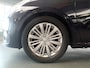 Peugeot 208 1.2 PureTech Signature, Dealer onderhouden, Navigatie, Cruise controle, Airco, Elek ramen, Lm velgen 16'', Pdc, Trekhaak, 49.000km Uniek!! Bovag afleverpakket 695,-