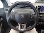 Peugeot 208 1.2 PureTech Signature, Dealer onderhouden, Navigatie, Cruise controle, Airco, Elek ramen, Lm velgen 16'', Pdc, Trekhaak, 49.000km Uniek!! Bovag afleverpakket 695,-