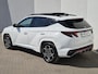Hyundai Tucson 1.6 T-GDI PHEV Plug-in N Line Sky 4WD Automaat / Accu SoH 100% / Glazen schuif- en kanteldak / Apple Carplay Android Auto / Stuur- en Stoelverwarming / Rondomzicht camera / Elektrische achterklep / Trekgewicht 1350kg /