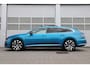 Volkswagen Arteon Shooting Brake 1.4 TSI 218pk DSG eHybrid R-Line | SoH 100% | Trekhaak | Panoramadak | 360 Camera | Stoelverwarming