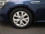 Renault Megane Estate 1.3 TCe Limited | Parkeersensoren | Climate Control | Cruise Control | Trekhaak | Automaat |