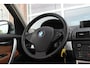 BMW X3 2.0i E83 Executive Facelift | Origineel NL | 18 inch | Xenon | Trekhaak | Dakraam | Sportstoelen | Cruise-control | Climate-control | PDC | Leer | Navi | Youngtimer | ➡️