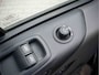 Ford Transit Custom 300 2.0 TDCI L2H1 Automaat | Trekhaak | Stoelverwarming | Airco | Parkeerverwarming | Cruise Control | Verlichting automatisch |
