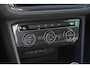 Volkswagen Tiguan 1.5 TSI Comfortline Business 96KW/130PK, trekhaak, 17 LMV, privacy glas, NL Auto 2e eigenaar door ons nieuw geleverd en onderhouden, elektrische achterklep, achteruitrijcamera, chrome dakrailing + sierlijsten, privacy glas, 3 zone climatronic, navigatie, parkeersensoren voor en achter privacy glas