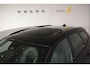 Volvo XC60 T6 350PK Automaat AWD Plus Black Edition / Adaptieve cruise control / Harman Kardon / BLIS / Panoramadak / Apple carplay  / Elektrische achterklep / Elektrische stoelen met geheugen / Stoel en stuurwielverwarming / 21” velgen /