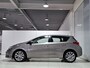 Toyota Auris 1.8 Hybrid Dynamic | 17'' LM velgen | Dealer onderhouden | Nette auto |