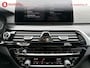 BMW 5-Serie 520i High Executive M-Sport Schuif/Kanteldak Head-Up Display | Laserlicht | Comfort Stoelen | Achteruitrijcamera | DAB | Hifi