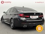 BMW 5-Serie 520i High Executive M-Sport Schuif/Kanteldak Head-Up Display | Laserlicht | Comfort Stoelen | Achteruitrijcamera | DAB | Hifi