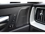 Volvo XC60 T8 455PK Automaat AWD Plus Dark / Adaptieve cruise control / Harman Kardon / BLIS / Panoramadak / Apple carplay  / Elektrische achterklep / 360 Camera / Elektrische stoelen met geheugen / Stoel en stuurwielverwarming / 21” velgen /