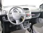 Toyota Aygo 1.0-12V Comfort I Centrale vergrendeling I Elektrische ramen voor I Radio-cd/mp3 speler I 1e Eigenaar I