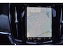 Volvo V90 T6 350 PK Plug-in hybrid AWD Ultra Dark Trekhaak | HUD | H&K | 360 Camera | Pano Dak | Leer