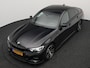 BMW 3-Serie 320e M Sport Shadow Plug In Hybrid PHEV | Alcantara Sportstoelen Verwarmd | Sfeerverlichting | 19"L.M | Virtual | Apple Carplay | DAB | Navi Full Map |