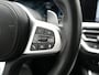 BMW 3-Serie 320e M Sport Shadow Plug In Hybrid PHEV | Alcantara Sportstoelen Verwarmd | Sfeerverlichting | 19"L.M | Virtual | Apple Carplay | DAB | Navi Full Map |