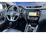 Nissan Qashqai 1.2 Tekna / Nederlandse Auto / 360 camera / DAB / Panorama dak / Trekhaak / Navigatie / Parkeersensors voor en achter / Verwarmbare voorstoelen / Voorruitverwarming / Dodehoek Sensoren