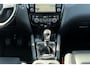 Nissan Qashqai 1.2 Tekna / Nederlandse Auto / 360 camera / DAB / Panorama dak / Trekhaak / Navigatie / Parkeersensors voor en achter / Verwarmbare voorstoelen / Voorruitverwarming / Dodehoek Sensoren