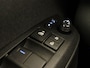 Toyota Yaris 1.5 Hybrid Executive - ORIGINEEL NEDERLANDSE AUTO - ACHTERUITRIJCAMERA - NAVIGATIE FULL MAP - ADAPTIEVE CRUISE CONTROL - DODEHOEKDETECTIE - CLIMATE CONTROL - KEYLESS START/ENTRY - LICHTMETALEN VELGEN 17 INCH - STOELVERWARMING VOORZIJDE - HALFLEDEREN BEKLEDING