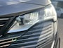 Peugeot 3008 1.2 Turbo 130 pk Automaat Allure Pack Navigatie Camera Carplay Adaptieve Cruise DAB Stoelverwarming Keyless Led 18 Inch Velgen Zwart Dak Parkeersensoren Getint Glas 1e Eigenaar in nieuwstaat