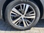 Peugeot 3008 1.2 130 pk Automaat Allure Pack Navigatie Camera Carplay ACC DAB Stoelverwarming Keyless Led 18 Inch Velgen Zwart Dak Parkeersensoren Getint Glas