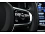 Volvo XC60 2.0 T8 Plug-in hybrid AWD Ultimate Dark | Luchtvering | Pano | B&W audio  | Head-up | Trekhaak | 360 camera