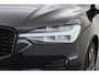 Volvo XC60 2.0 T8 Plug-in hybrid AWD Ultimate Dark | Luchtvering | Pano | B&W audio  | Head-up | Trekhaak | 360 camera