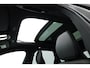 Volvo XC60 2.0 T8 Plug-in hybrid AWD Ultimate Dark | Luchtvering | Pano | B&W audio  | Head-up | Trekhaak | 360 camera
