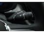 Volvo XC60 2.0 T8 Plug-in hybrid AWD Ultimate Dark | Luchtvering | Pano | B&W audio  | Head-up | Trekhaak | 360 camera
