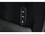 Volvo XC60 2.0 T8 Plug-in hybrid AWD Ultimate Dark | Luchtvering | Pano | B&W audio  | Head-up | Trekhaak | 360 camera