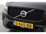 Volvo XC60 2.0 T8 Plug-in hybrid AWD Ultimate Dark | Luchtvering | Pano | B&W audio  | Head-up | Trekhaak | 360 camera