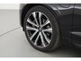 Volvo XC60 2.0 T8 Plug-in hybrid AWD Ultimate Dark | Luchtvering | Pano | B&W audio  | Head-up | Trekhaak | 360 camera