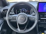 Toyota Yaris Cross 1.5 Hybrid DYNAMIC NIEUW DIRECT LEVERBAAR! STOEL/STUURVERW BLIND SPOT PARK-SENSOREN KEYLESS 17'' LM-VELGEN CAMERA APPLE/ANDROID CLIMA AD-CRUISE