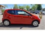Volkswagen Up! BlueMotion 1.0 groove up! Pano, cruise, zeldzame oranje metalic kleur! Navi, parkeersensoren. Prijs incl garantie!