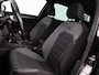 Volkswagen Golf 1.0 TSI R Line | Stoelverwarming | Carplay | Adaptive cruise | Navigatie | Full LED | Parkeerhulp | Climate control | Active Info Display