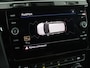 Volkswagen Golf 1.0 TSI R Line | Stoelverwarming | Carplay | Adaptive cruise | Navigatie | Full LED | Parkeerhulp | Climate control | Active Info Display