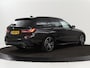 BMW 3-Serie 320i M Sport | Panoramadak | Head-Up | Leder | Stoelverwarming | Camera | Carplay | Live Cockpit | Sportstoelen | Navigatie | Full LED