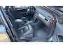 Volvo V70 2.5T Momentum AUTOMAAT / LEER