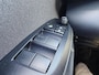Toyota Yaris 1.5 HYBRID DYNAMIC LED-PAKKET 16"LM-VELGEN KEYLESS CAMERA APPLE/ANDROID NL-AUTO