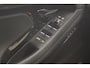 Land Rover Range Rover Evoque 1.5 P300e AWD R-Dynamic HSE [ Panorama Leder Stoelverwarming ]