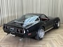 Chevrolet Corvette C3 Targa *Holley / Edelbrock* / Cruise Control / 350 Cu V8 5,7L Automaat / Chrome Knock-Off Wheels